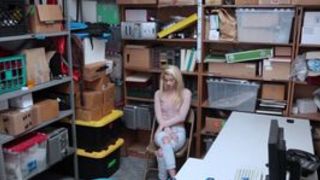 Teen skank sucking and fucking