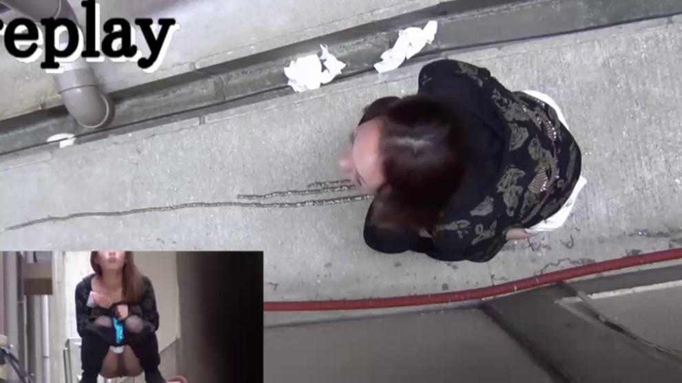Asian babe goldenshowers alley