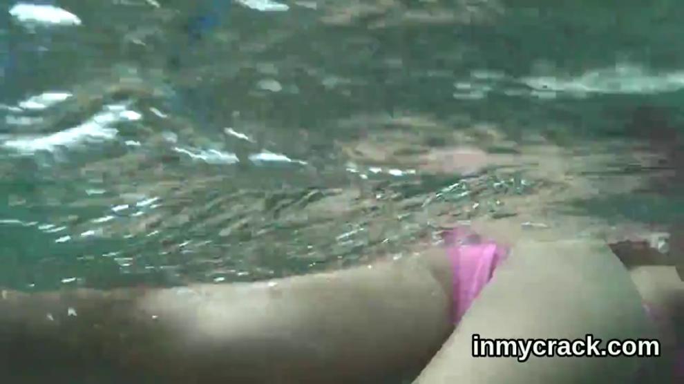 Gorgeous peach is showcasing her spread narrow twat in closeup