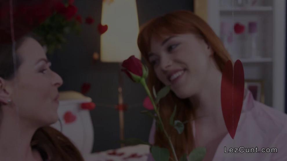 Redhead young lesbo licks brunette Milf