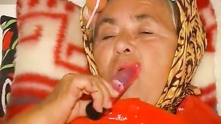Old BBW Granny masturbating and playing dildo