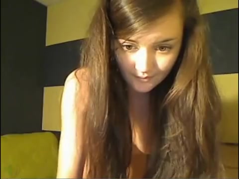 University girl strips  | www-cams4sex-net