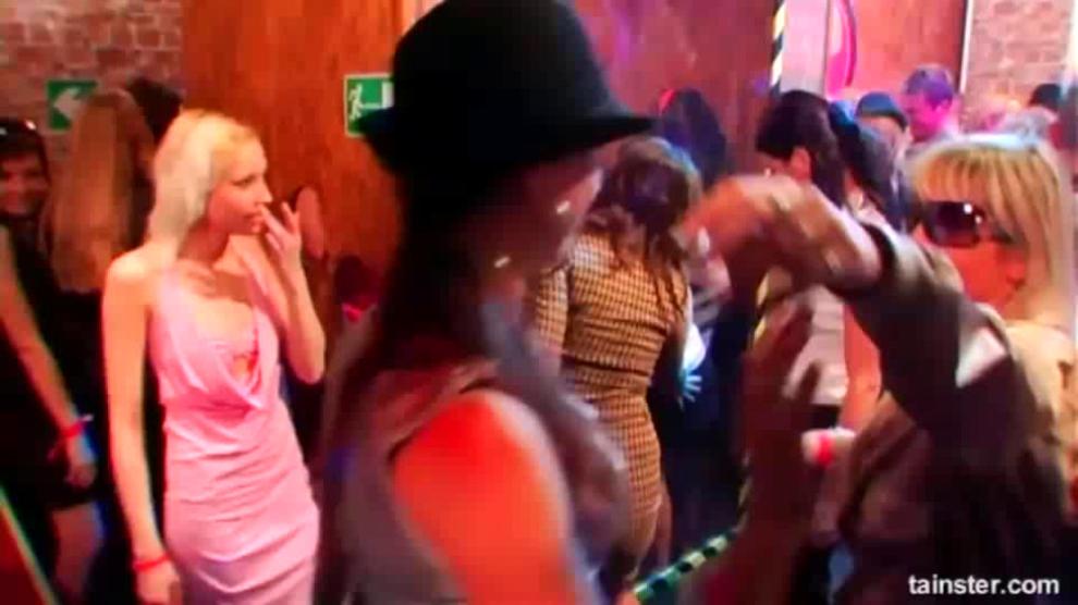 DRUNKSEXORGY - Sexy girls dancing erotically in a club