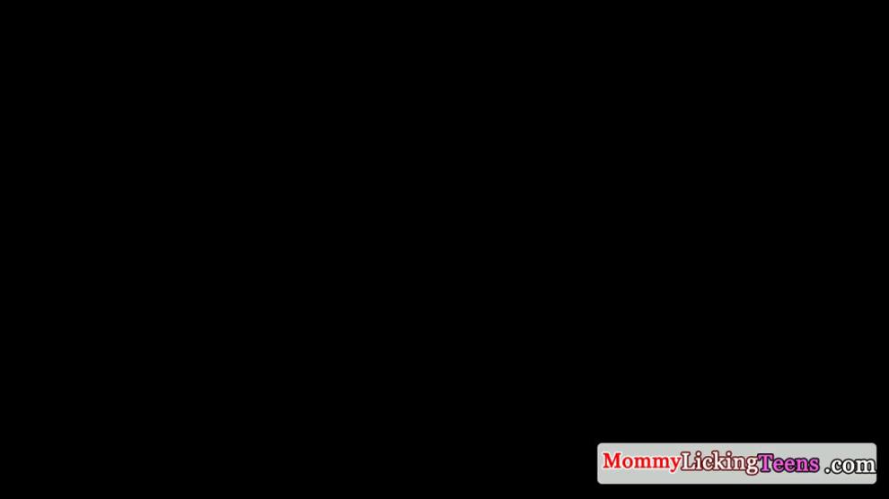 Classy MILF queening her teen stepdaughter