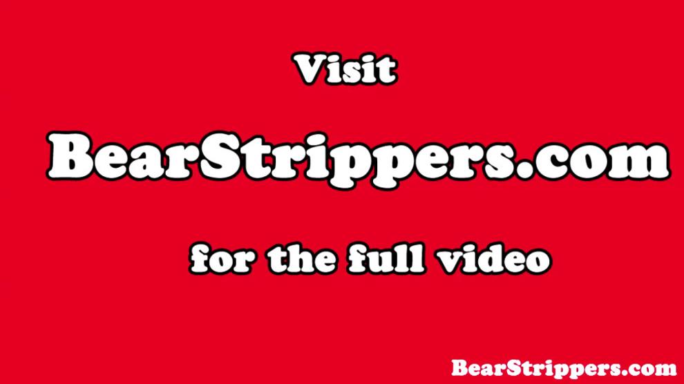 DANCING BEAR - My girlfriend blows strippers and gets her pussy licked