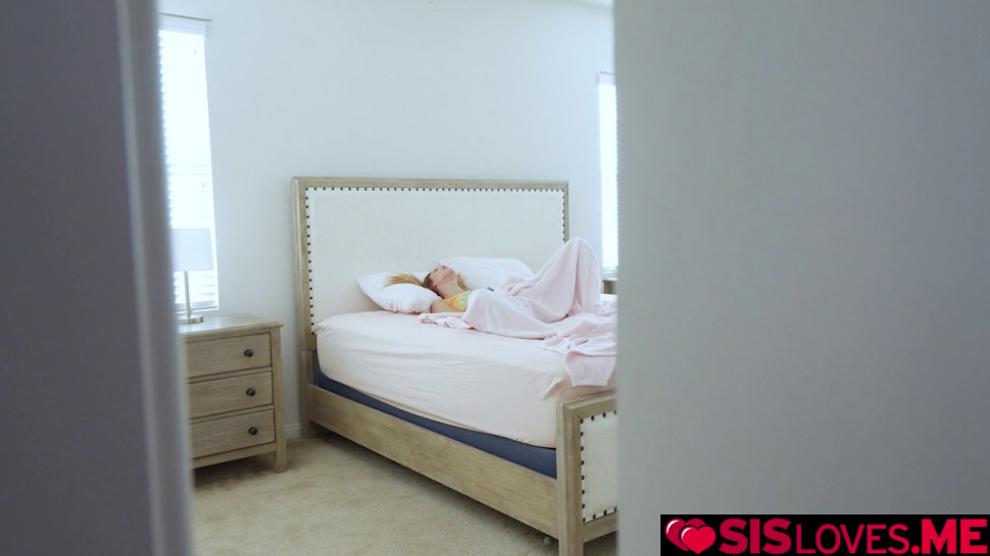 Avery Cristy receive all the sticky cum Jay release