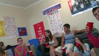 Amateurs pussies toyed