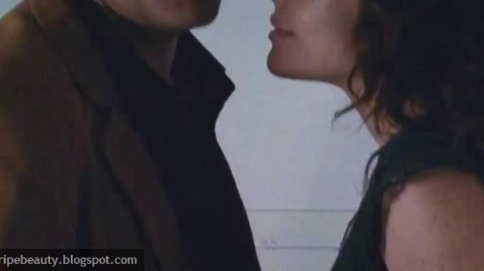 Flora Martinez in Tuya Siempre