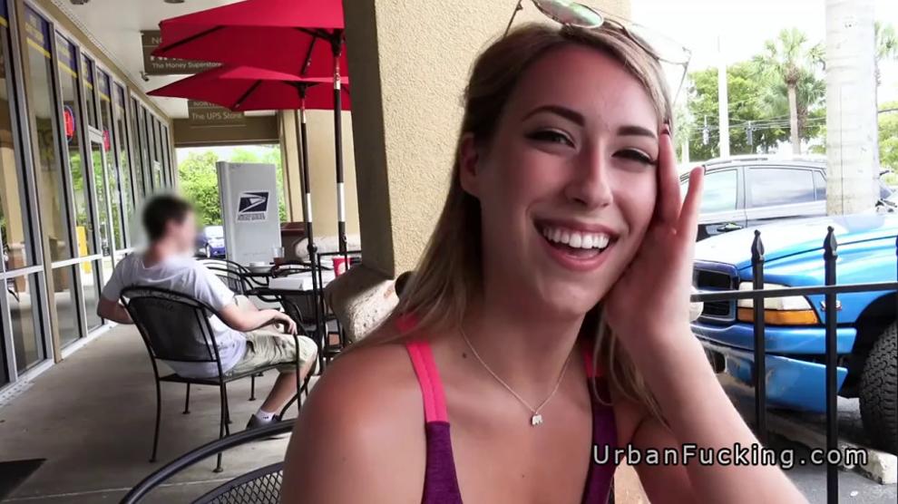 Gym babe banged in public place pov (Kimber Lee)