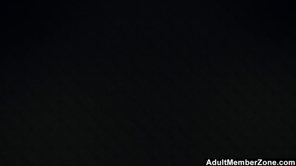 ADULTMEMBERZONE - Taking A Little Break For Fingering Her Pussy