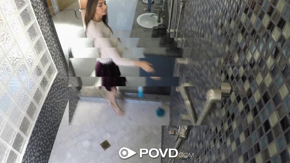 POVD Delivery man fucks and facials blonde Jade Amber