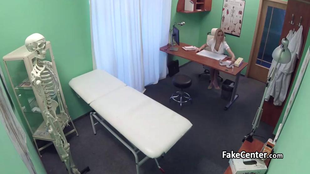 Patient forgeting ex with hot nurse