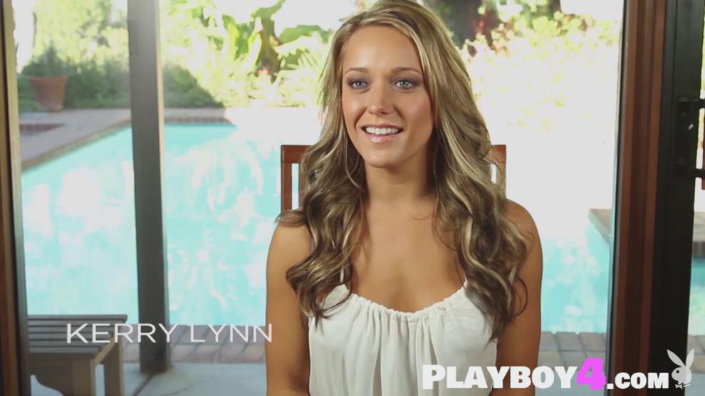 Provocative MILF posed in a lingerie in front of camera (Kerry Lynn)