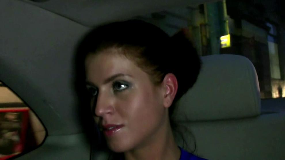 Sexy euro amateur slut sucks off cabbie