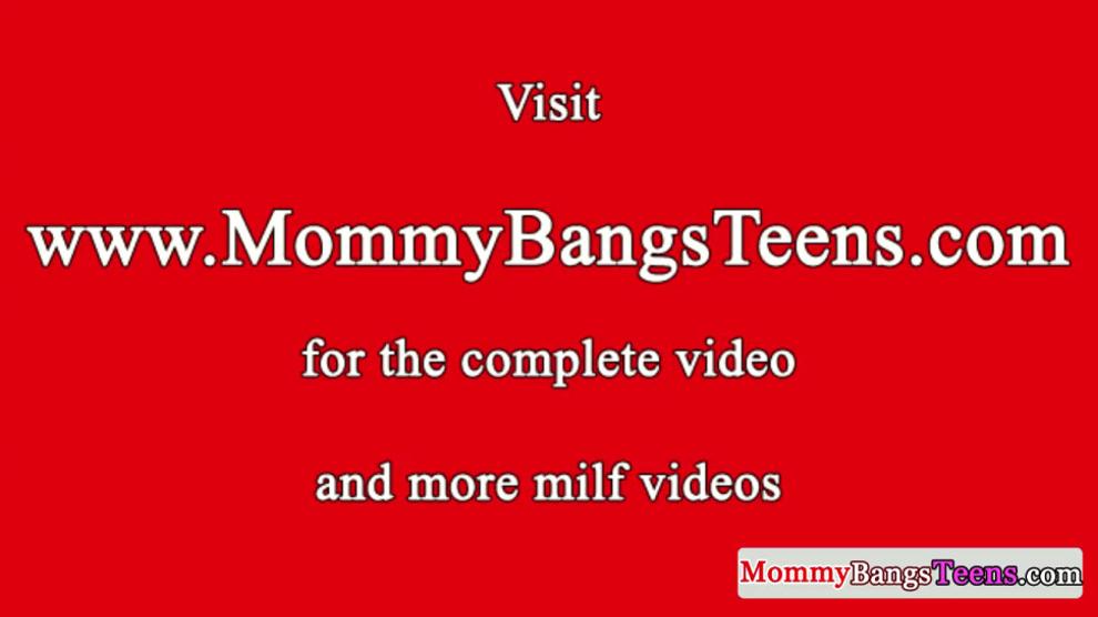 Bigtit cougar fucking teen until he blows