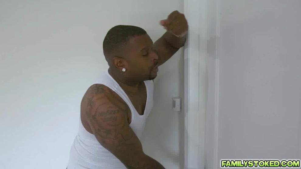 Rico Strongs black schlong is in Lolas warm mouth and wet pussy