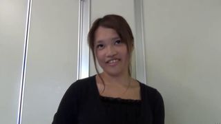 Asian babes show pussy