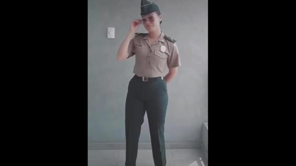 Video Completo de JOSMERY TOLEDO la ex policía nacional del Perú - la chica tik tok