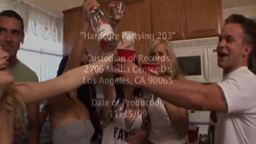 College Orgy Hd Party - Free HD Sexy college girls start an orgy at a frat house party Porn Video
