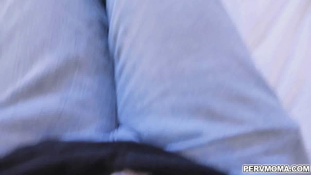 Stepmom wants to play pounding pussy with stepsons cock