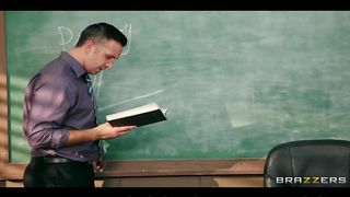 Slutty big-tit schoolgirl Brooklyn Chase seduces her prof