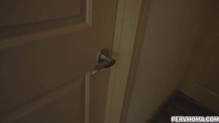 Richelle deep throated cock while eye cover on