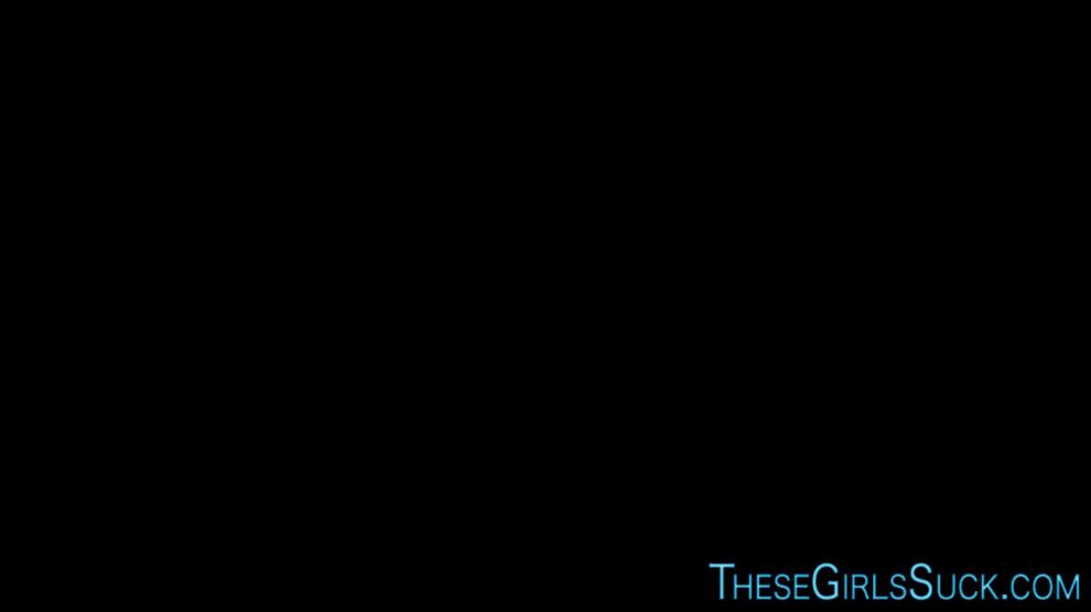 Shlong gobbling blonde teenager jerks