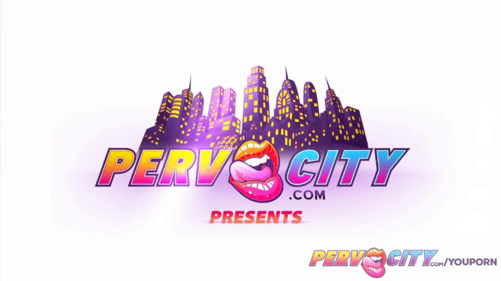 PervCity Friends Fantasy Anal Threesome with Mike Adriano (Jessie Rogers)