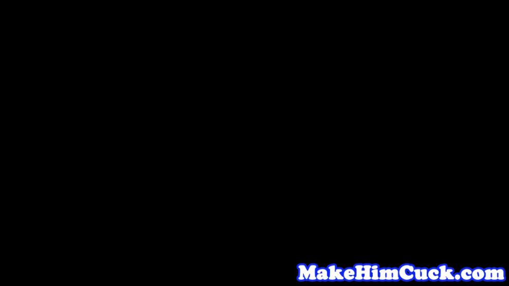 Cockloving gf cuckolds her lover