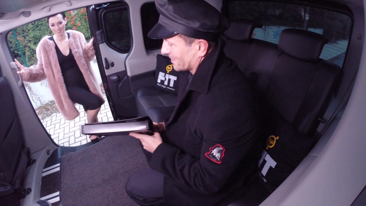 Ukranian girl fucking on a backseat