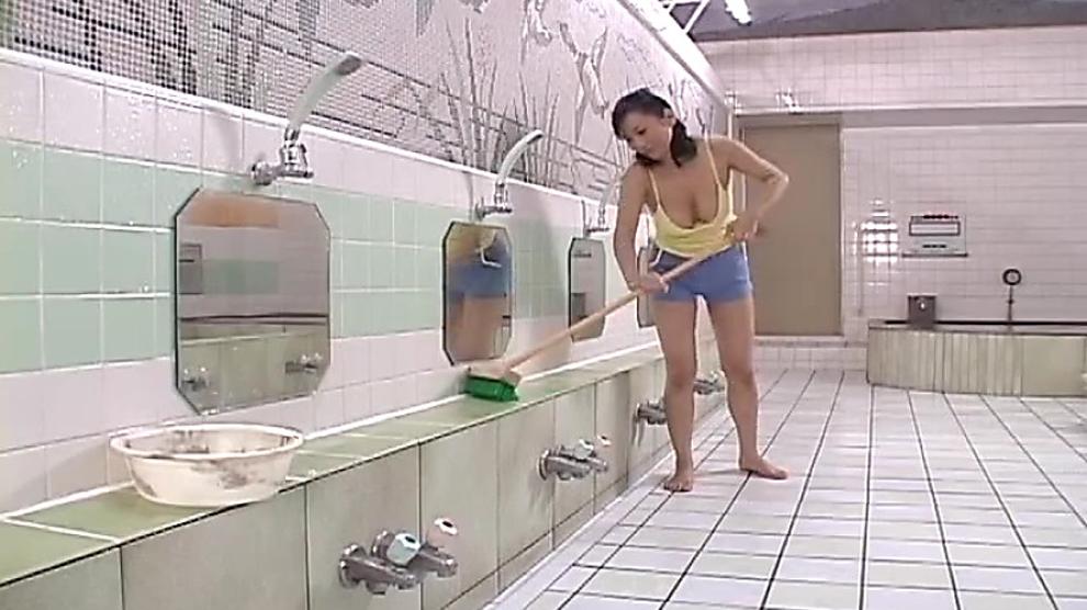 Busty Mature Spa Worker Pt. 3 - Cireman