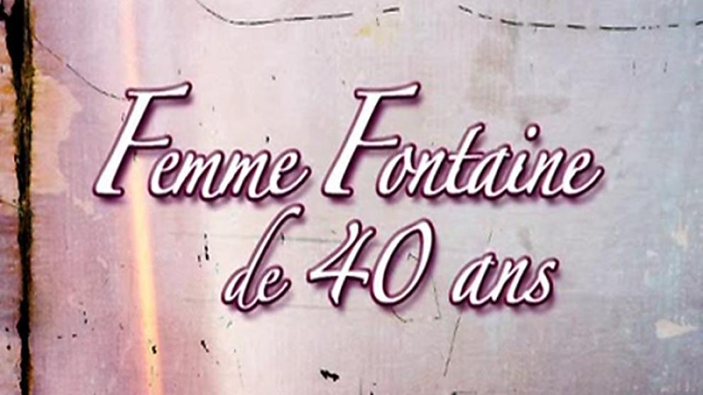 Femme Fontaine De 40 Ans