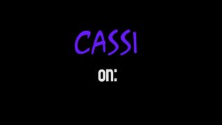Extreme Coed Cassi