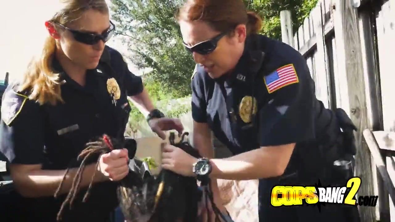 Gang member gets caught painting signs on public streets