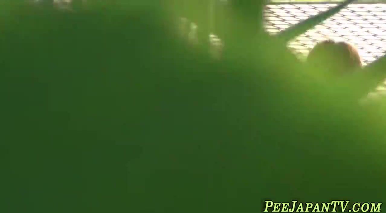 Fetish asian teenagers pissing