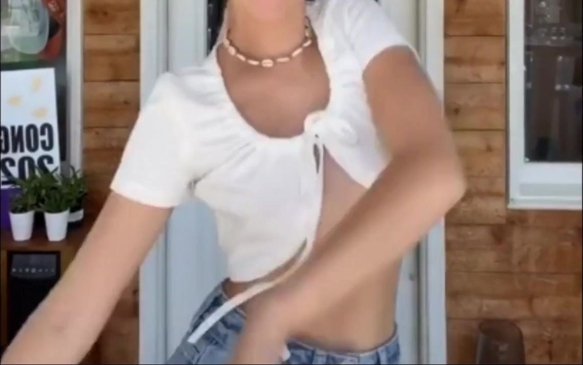 Jordyn Jones nip slip