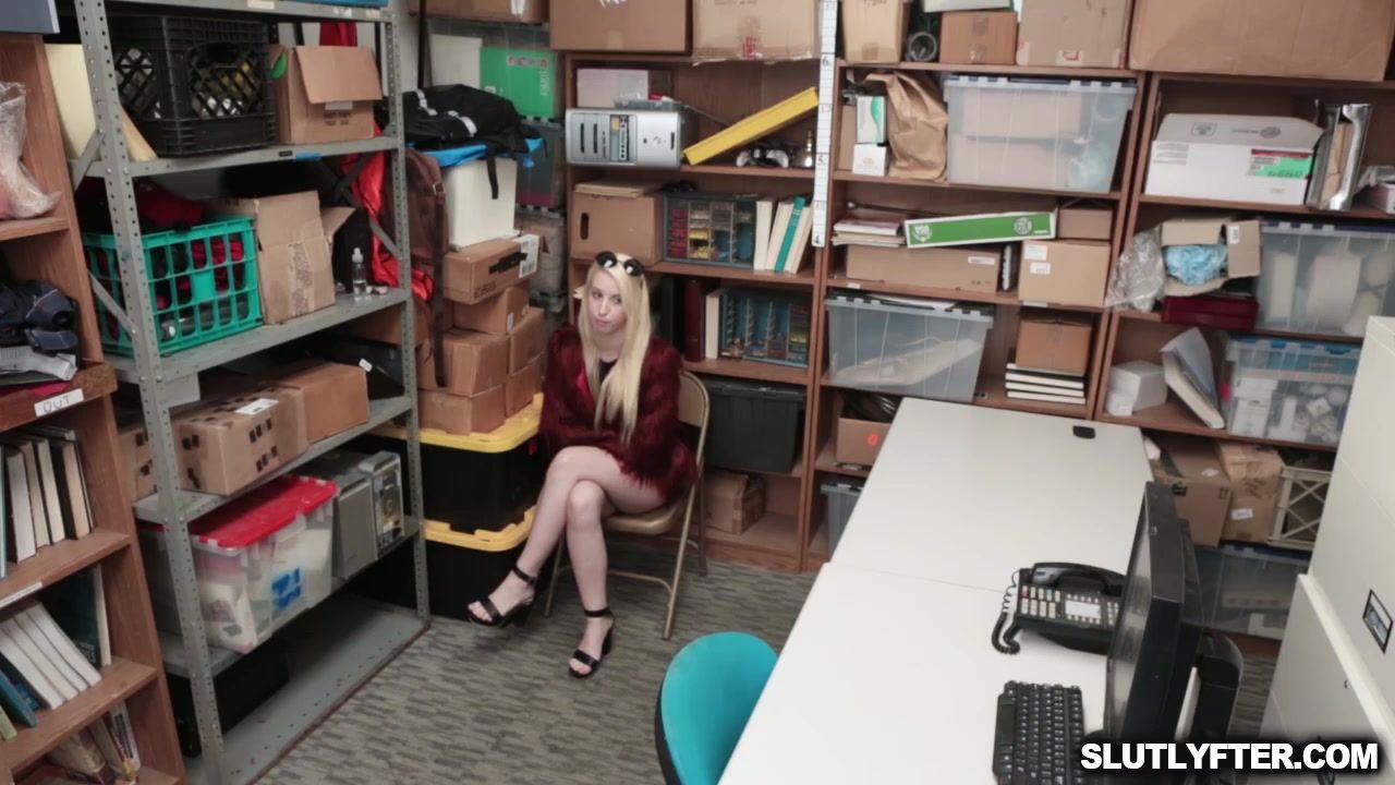 Darcie Belle receives a doggystyle fuck from the LP Officer (Big Man)