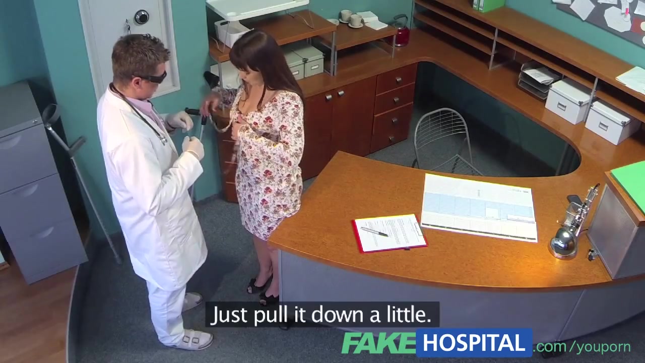 FakeHospital Doctors meat injection eases curvy patients back pain