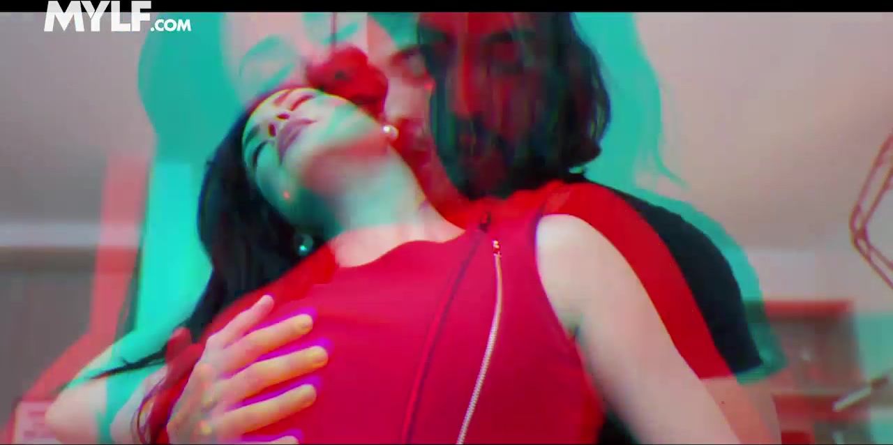 Naughty Arab Sis Sucks Her Stepbrothers Cock To Make Him Keep A Secret From Their Strict Parents