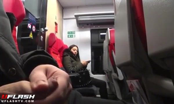 She Didn'T Mind His Cock Flash