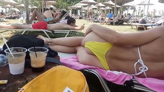 Amateur wife public flashing ass