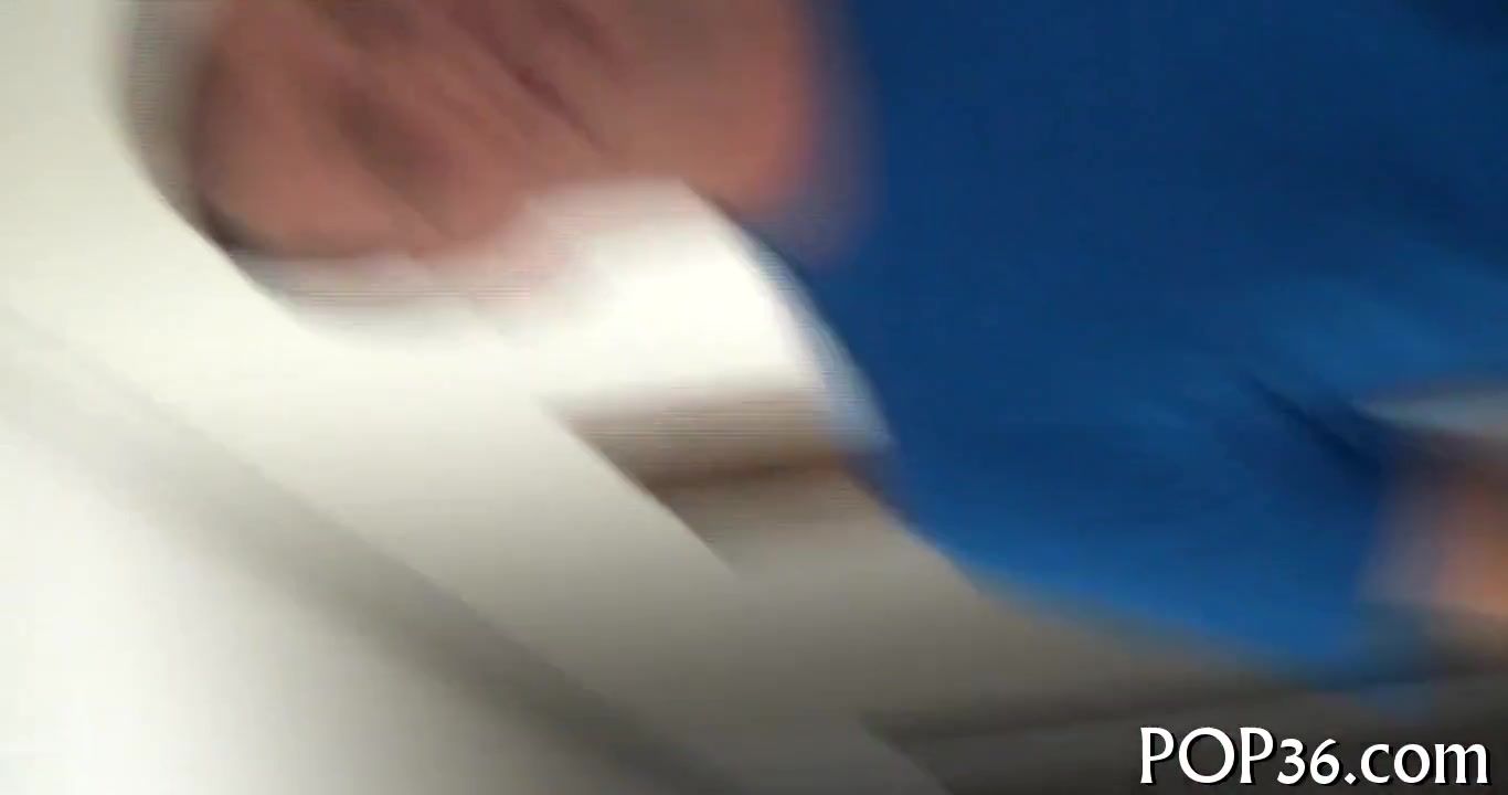 Sweet teen gets a pussy drill - video 65
