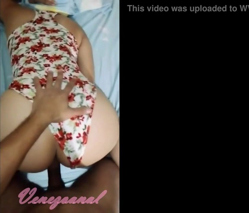 AMATEUR TEEN PAWG LOVES DOGGYSTYLE POV