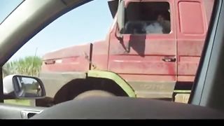 Exibida - exhibitionist for truckers