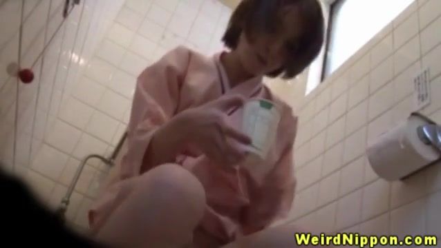 Japenese babes get caught on spycam