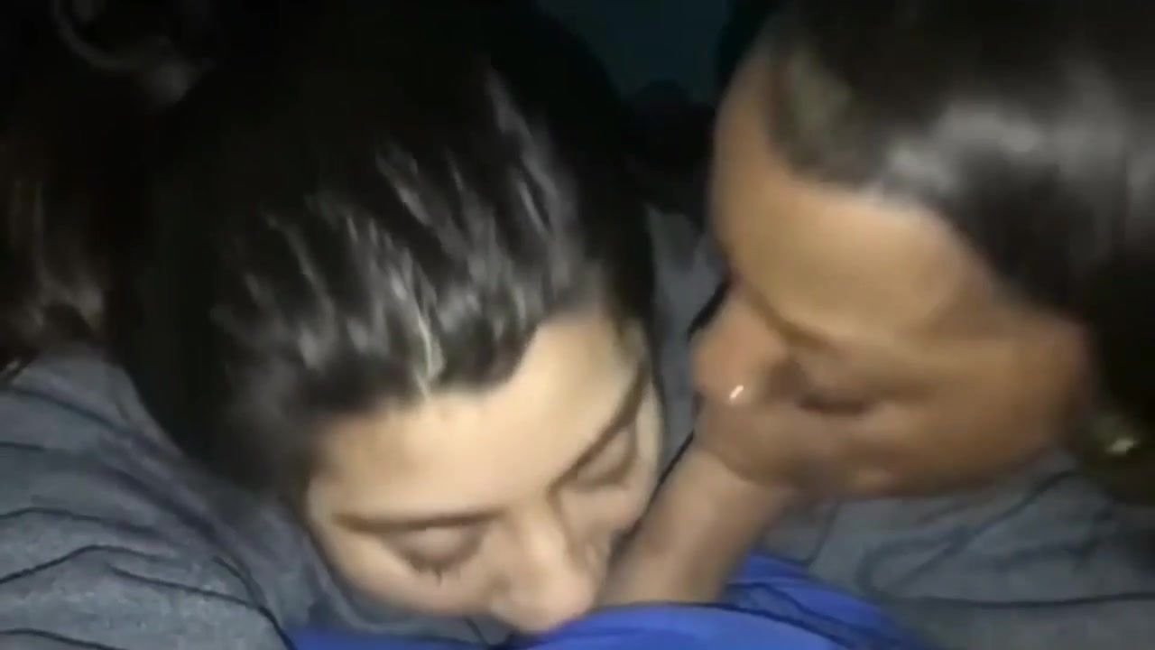 Tinder Date Shows Up With Black Friend