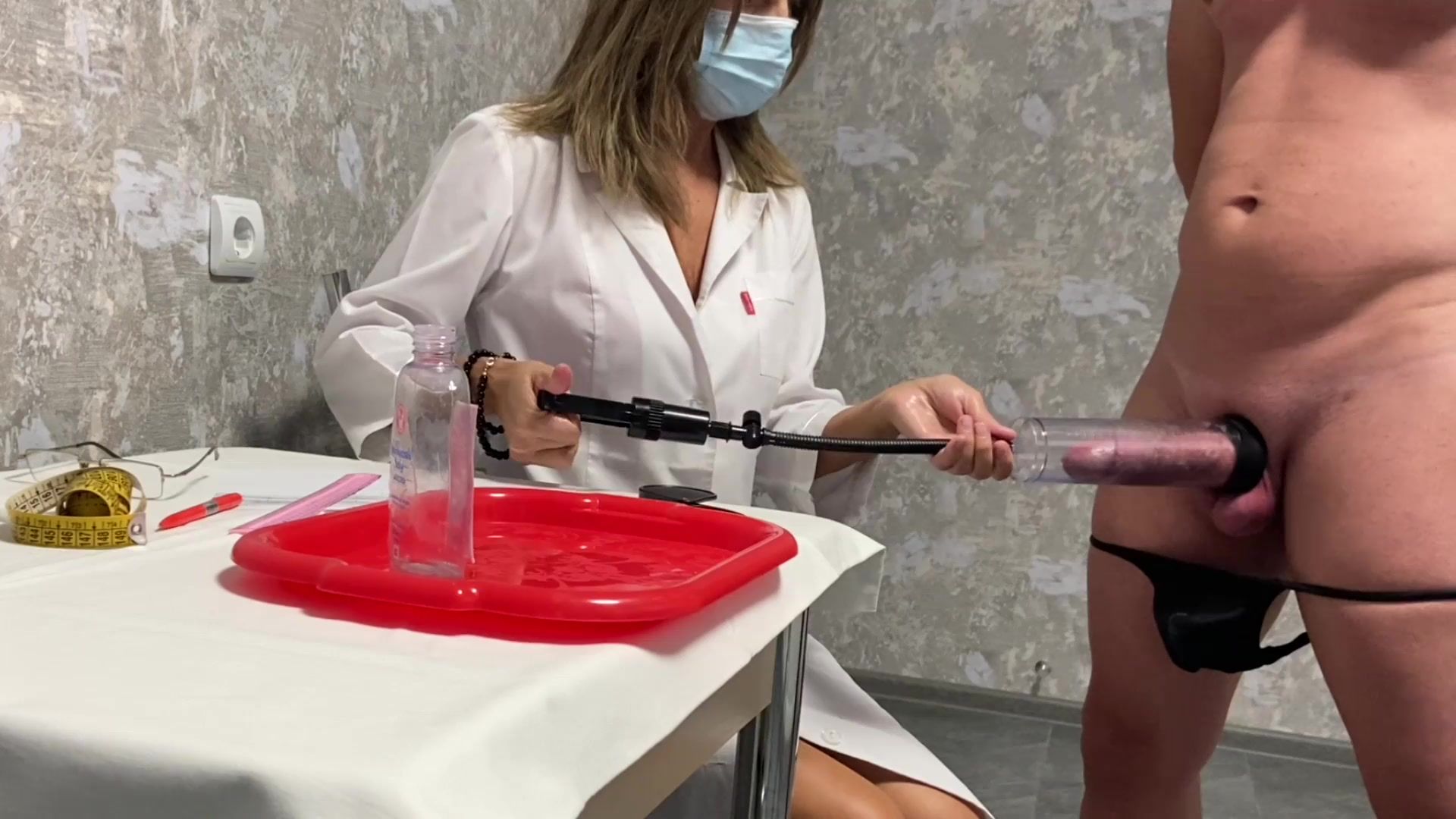 Anyses - Free HD Milf vacuum cock medical examination semen analysis . Porn Video