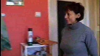 hot mother haveing sex with young boy