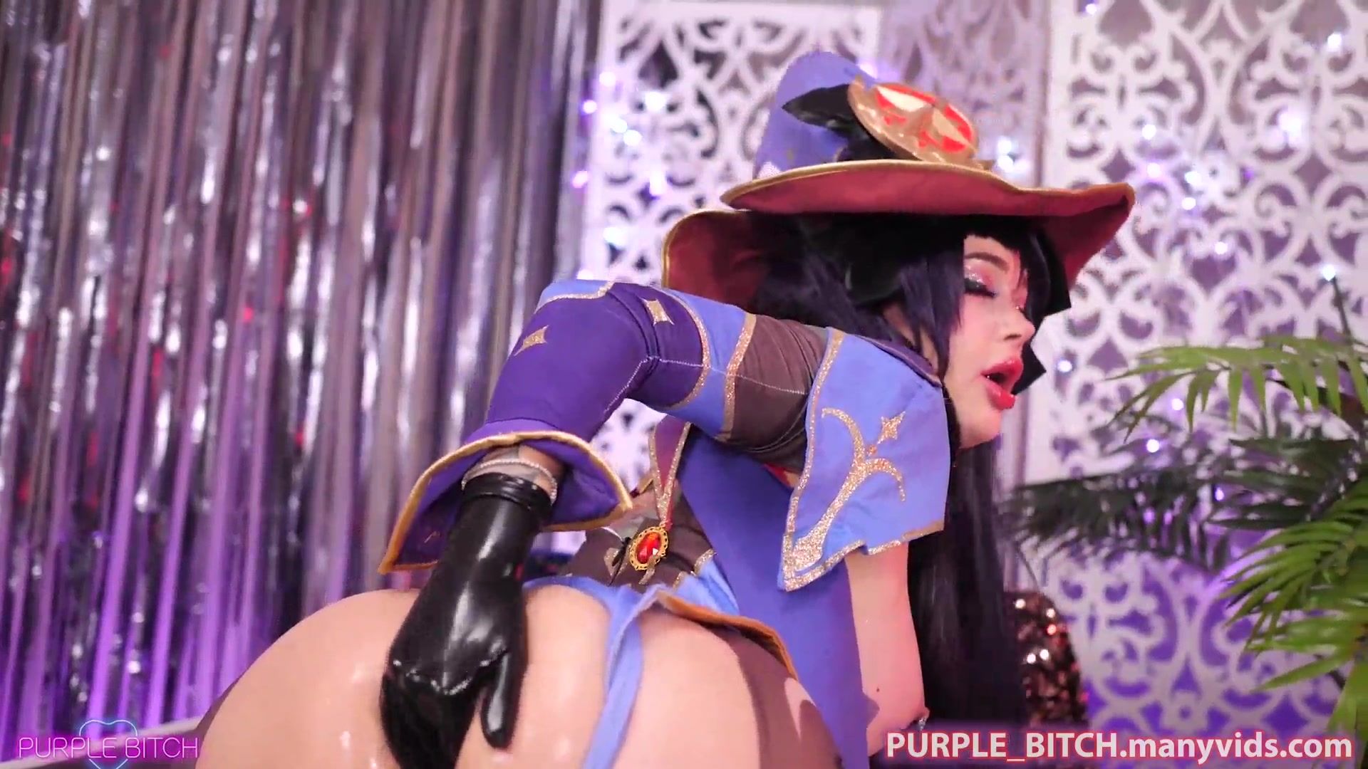 Mona is such a slutty slut