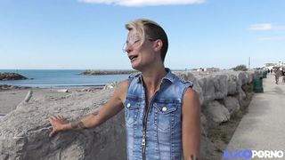 Sexy milf Cheyenne loves outdoor anal sex